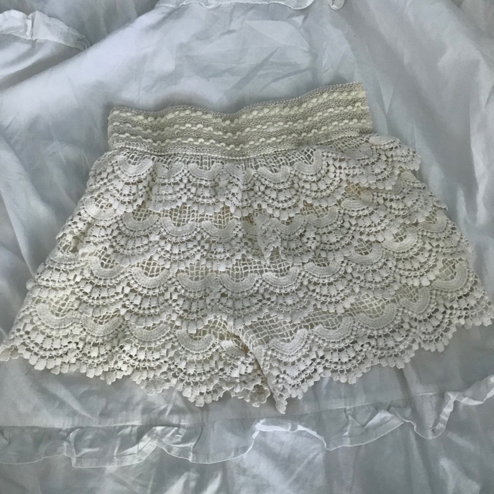 Floey party shorts
